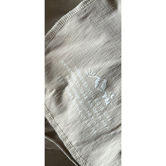 TORRID Happy Camper Stretch Woven Light Weight Active Vest Beige Size Large/12 - Picture 12 of 13